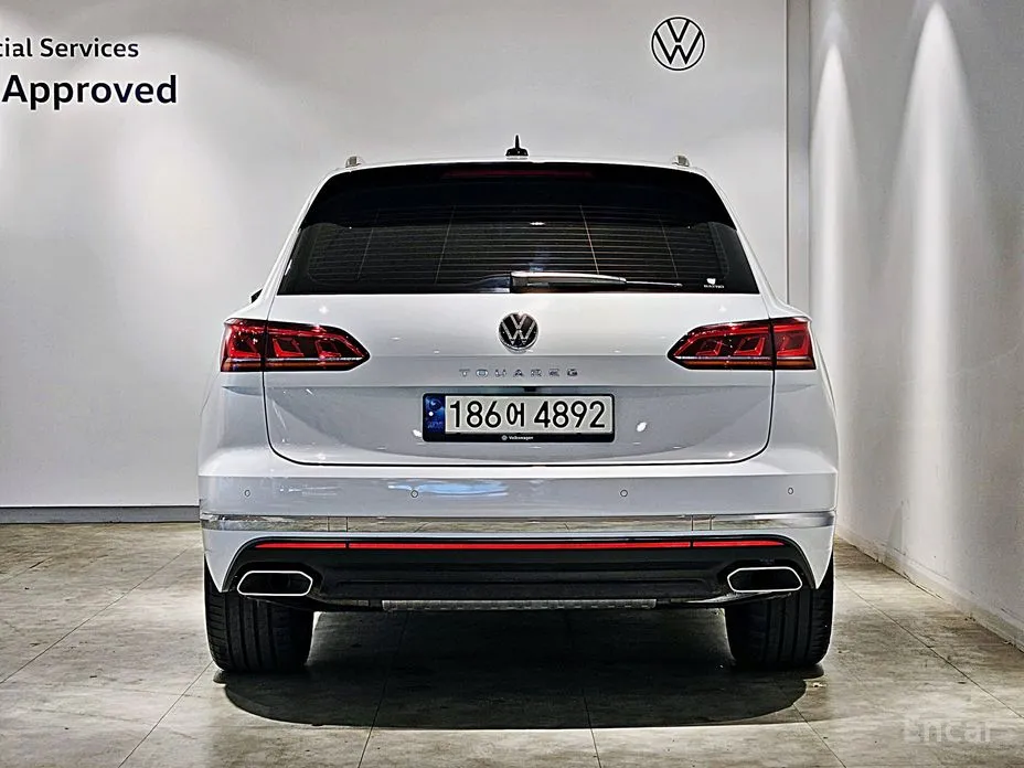 Фото 4 - Volkswagen Touareg