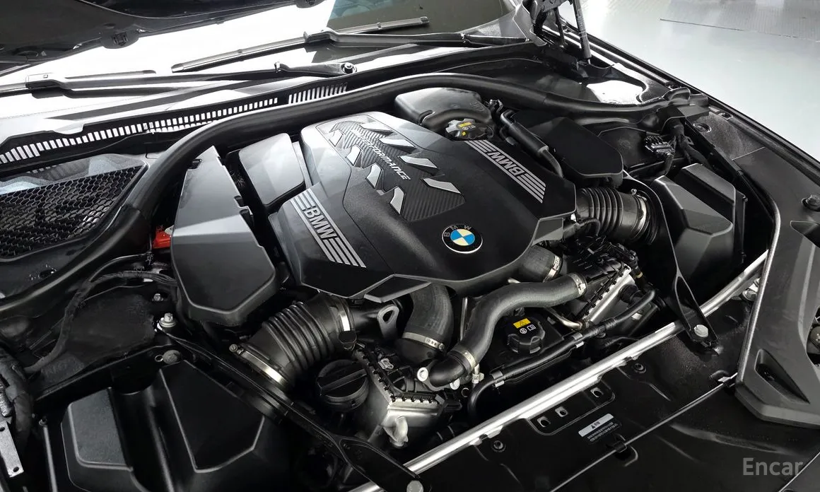 Фото 6 - BMW 8 Series