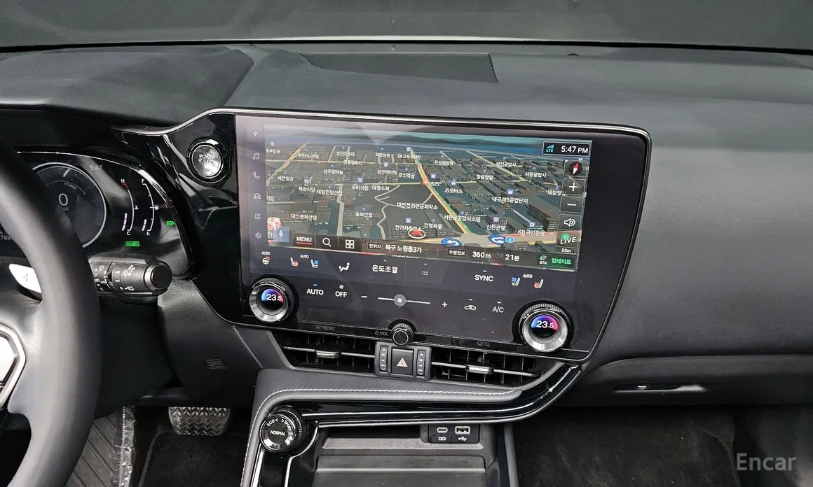 Фото 14 - Lexus NX