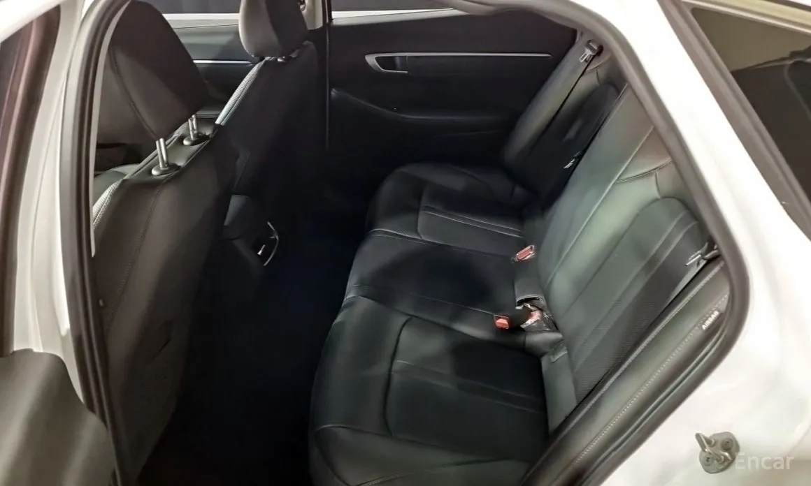 Фото 11 - Hyundai Sonata