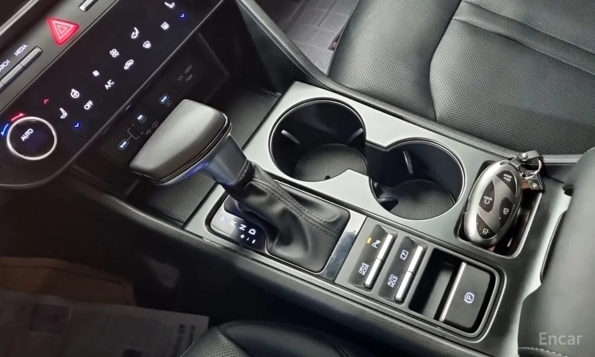 Фото 9 - Hyundai Sonata