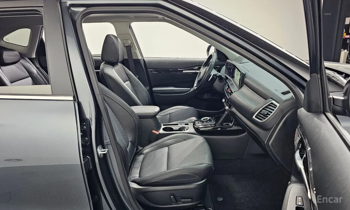 Фото 10 - Kia Seltos