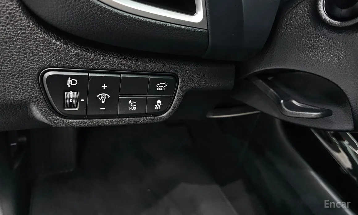 Фото 16 - Kia Seltos