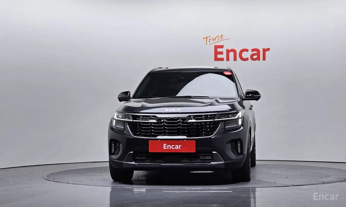 Фото 3 - Kia Seltos