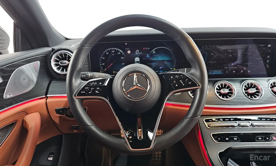 Фото 13 - Mercedes-Benz CLS-Class