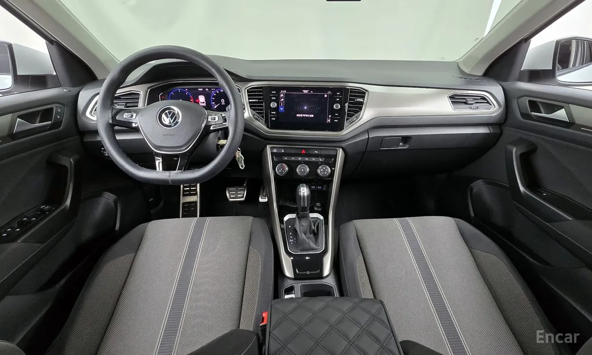 Фото 7 - Volkswagen T-Roc