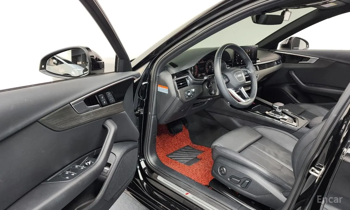 Фото 10 - Audi A4