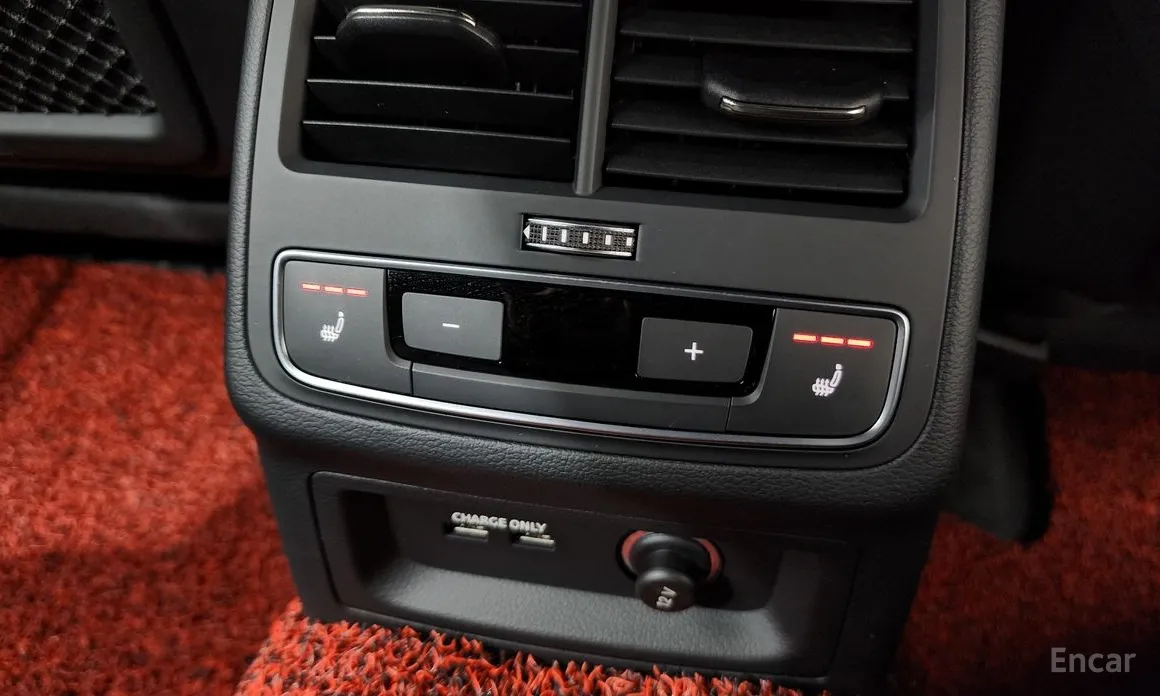 Фото 19 - Audi A4