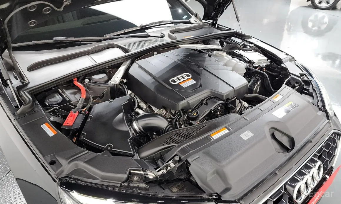 Фото 6 - Audi A4