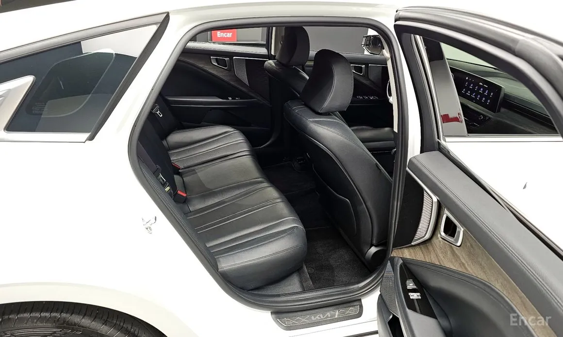 Фото 12 - Kia K8