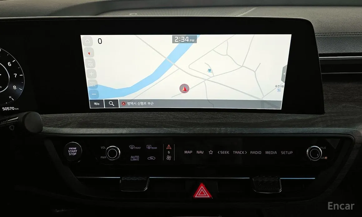 Фото 14 - Kia K8