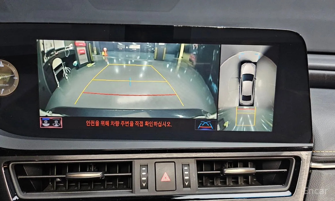 Фото 15 - Lexus ES