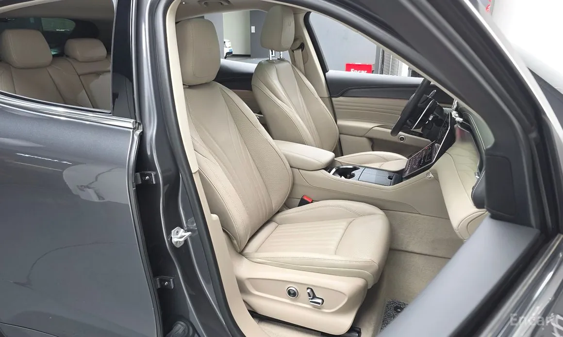 Фото 11 - Maserati Grecale