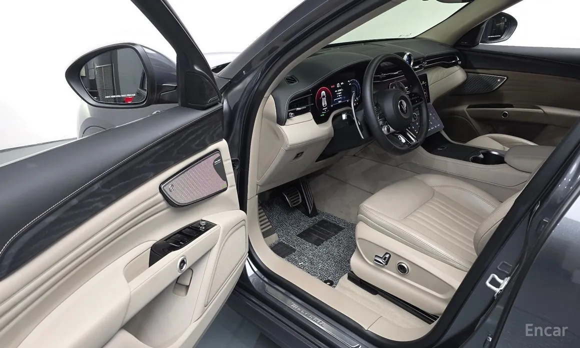 Фото 12 - Maserati Grecale