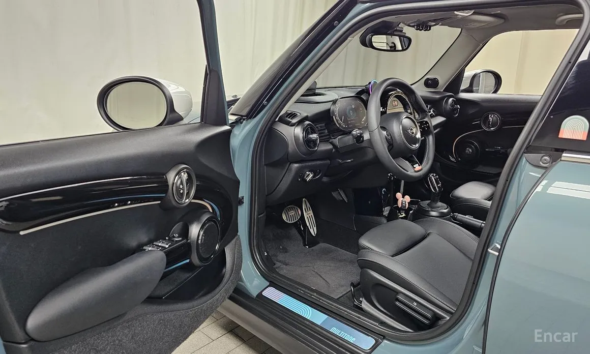 Фото 10 - Mini Cooper