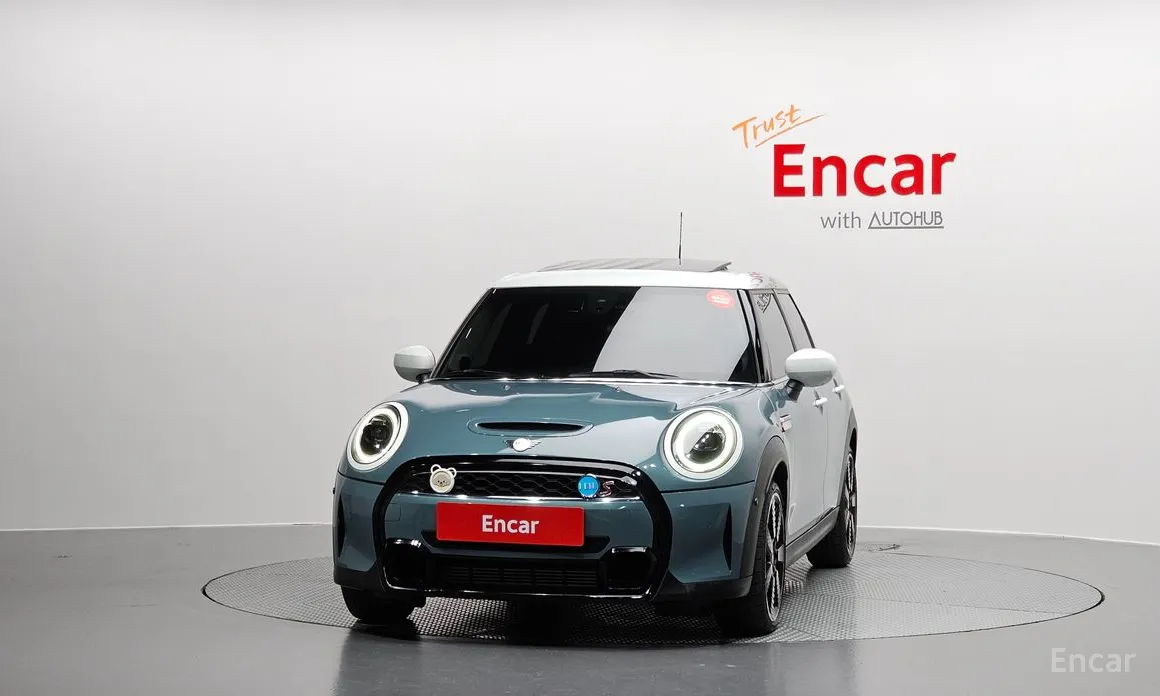 Фото 3 - Mini Cooper