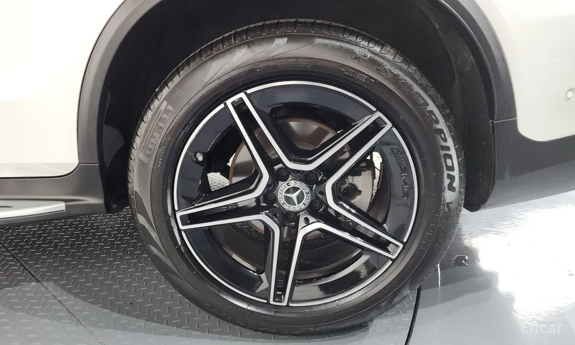 Mercedes-Benz GLC-Class 2016 GCL300 4MATIC Coupe