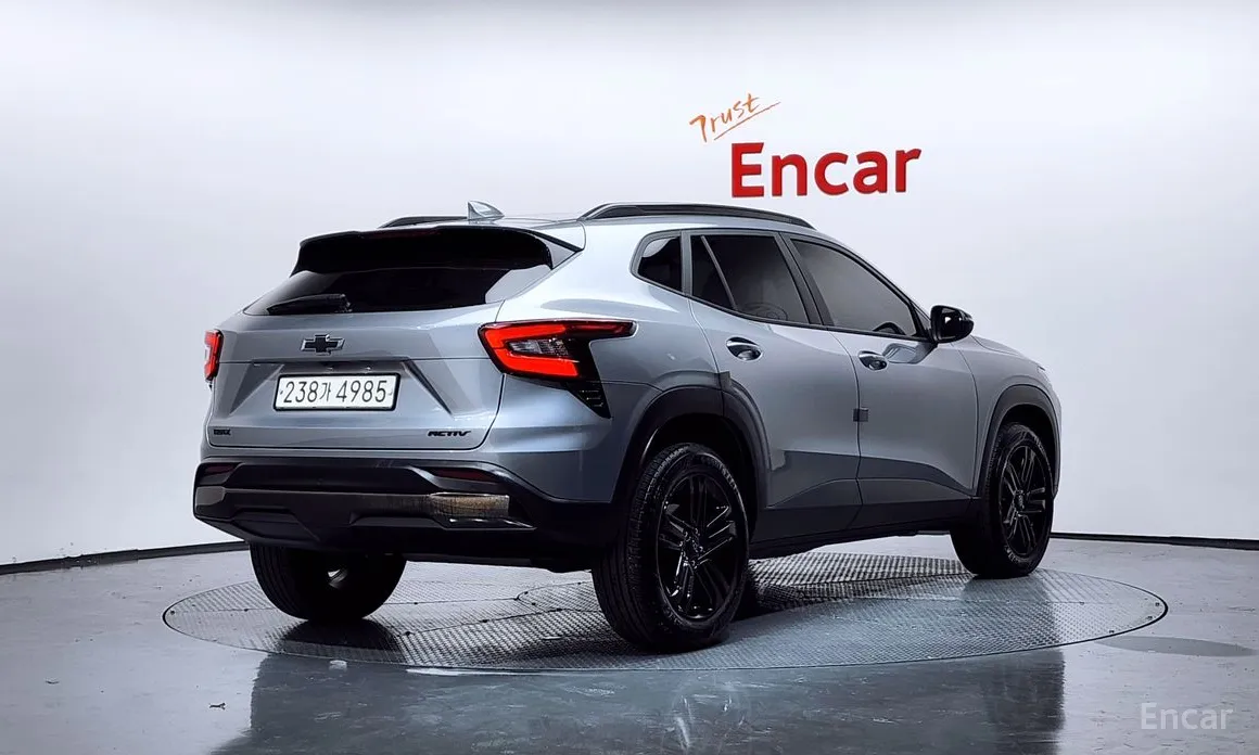 Фото 2 - Chevrolet Trax