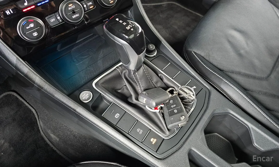 Фото 9 - Volkswagen Jetta