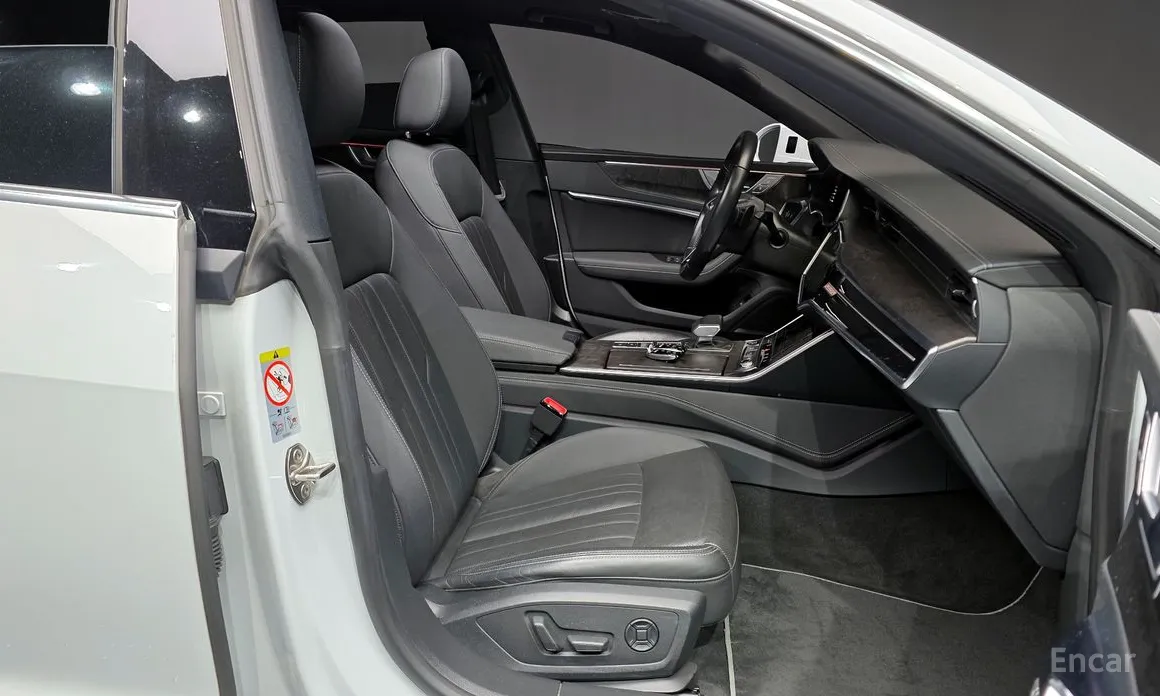 Фото 11 - Audi A7