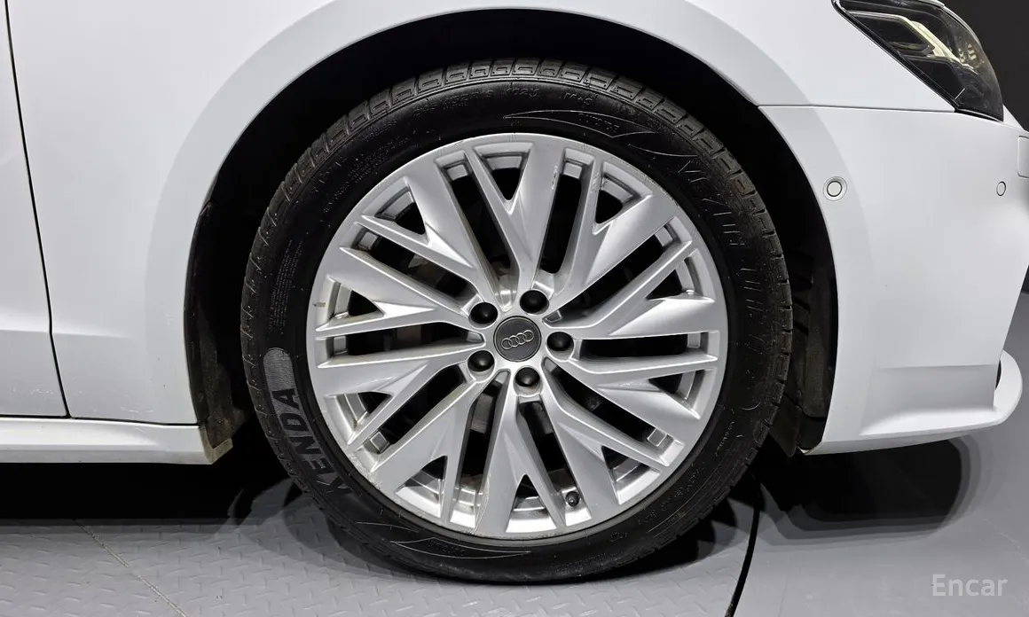 Фото 5 - Audi A7