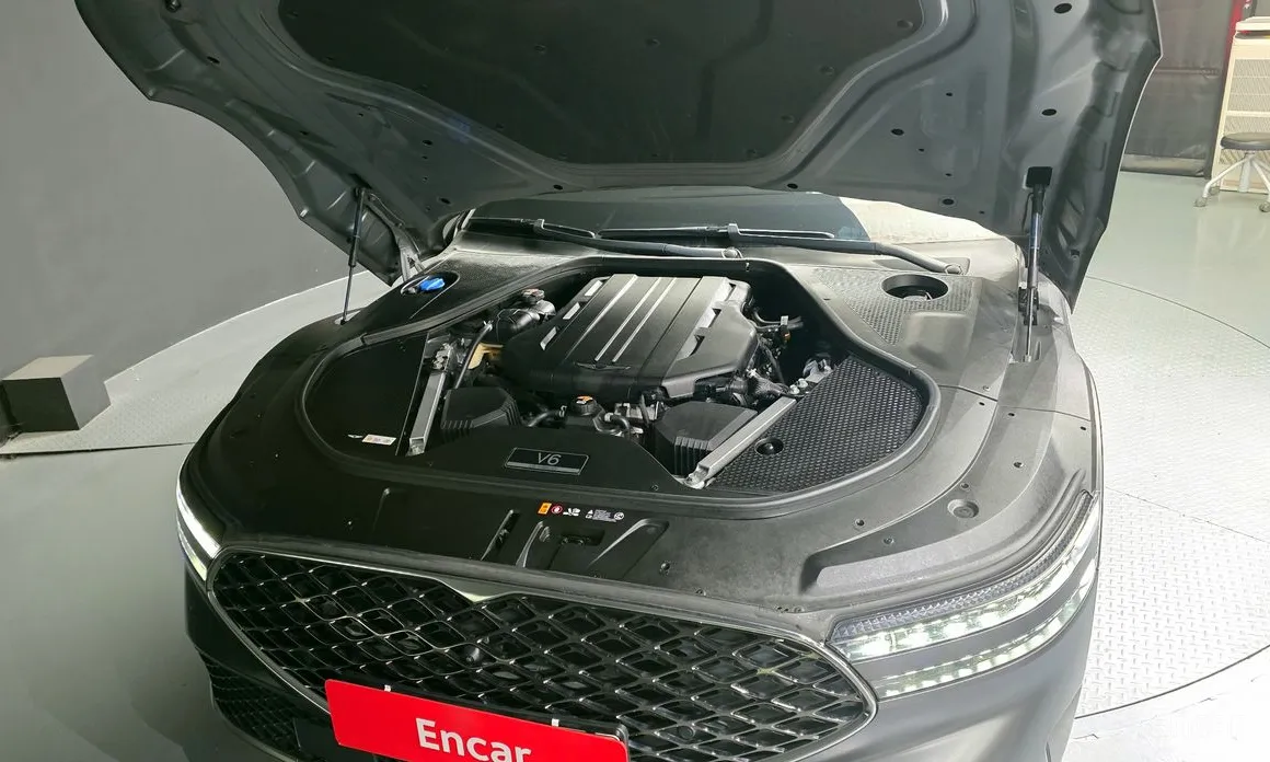 Фото 6 - Genesis G90