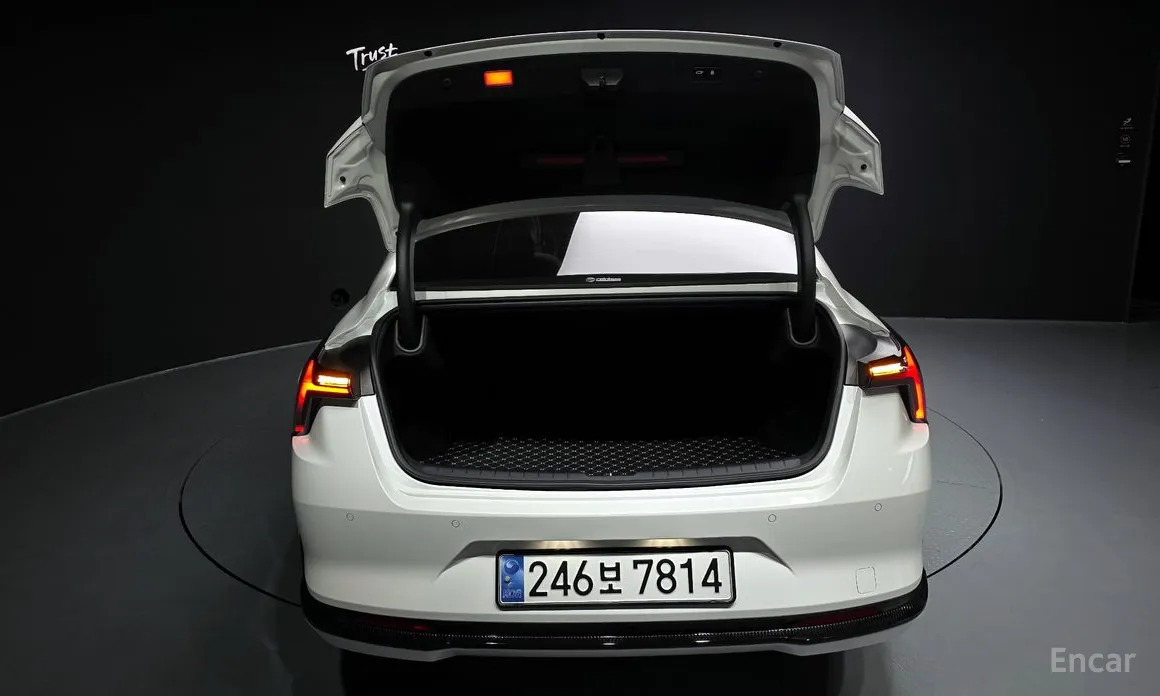 Фото 20 - Kia K8