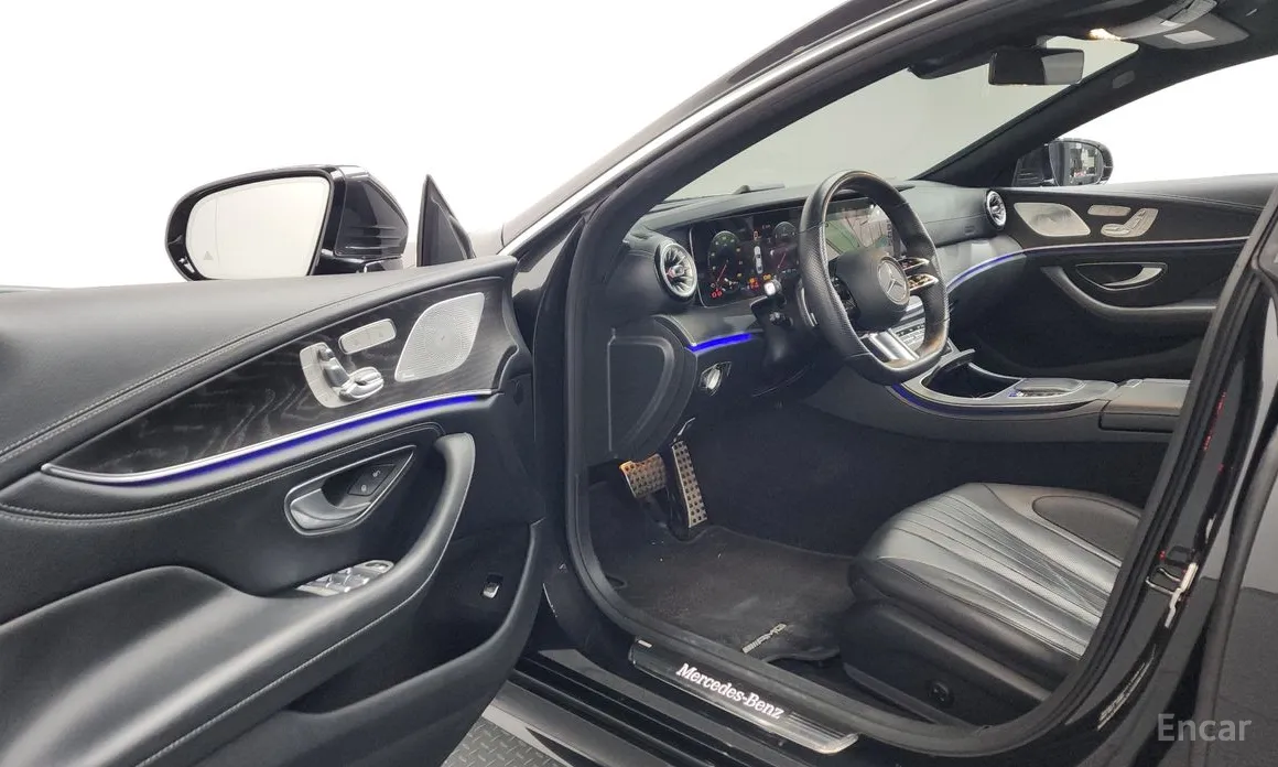 Фото 10 - Mercedes-Benz CLS-Class