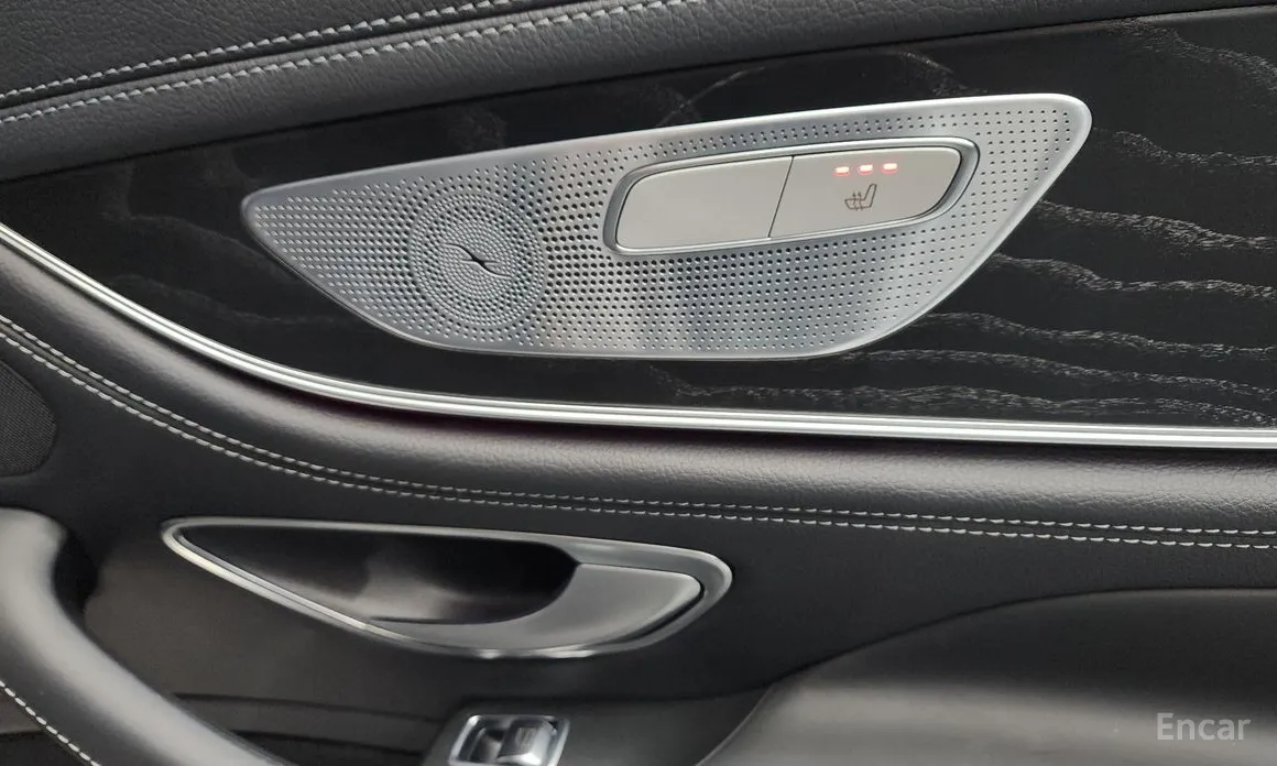 Фото 18 - Mercedes-Benz CLS-Class