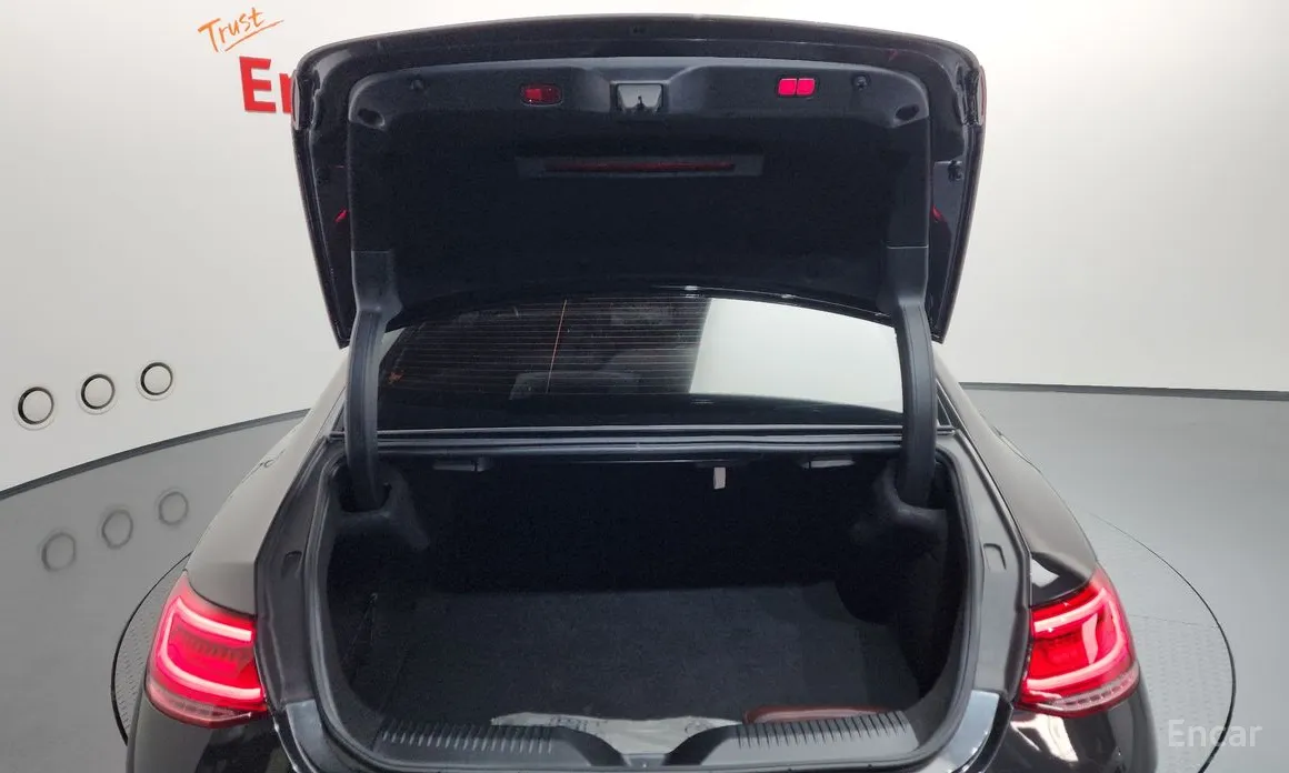 Фото 20 - Mercedes-Benz CLS-Class