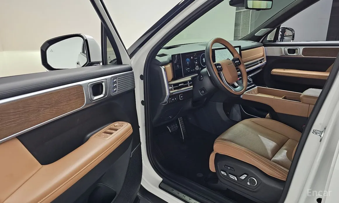 Фото 11 - Hyundai Santa Fe