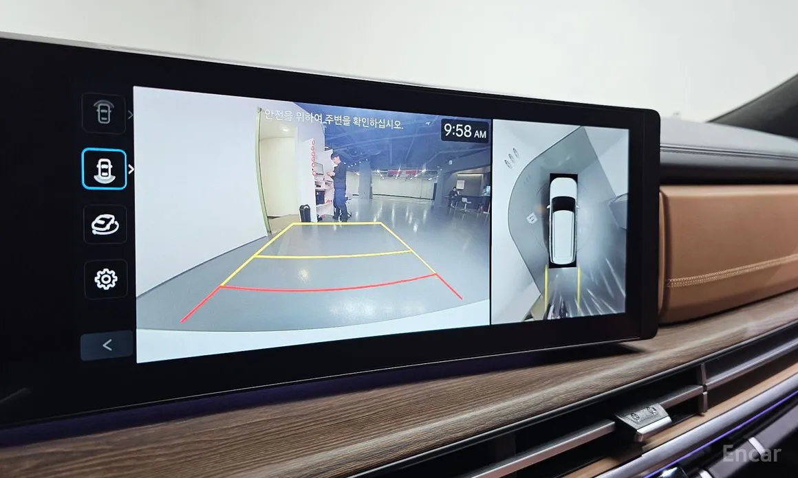 Фото 15 - Hyundai Santa Fe