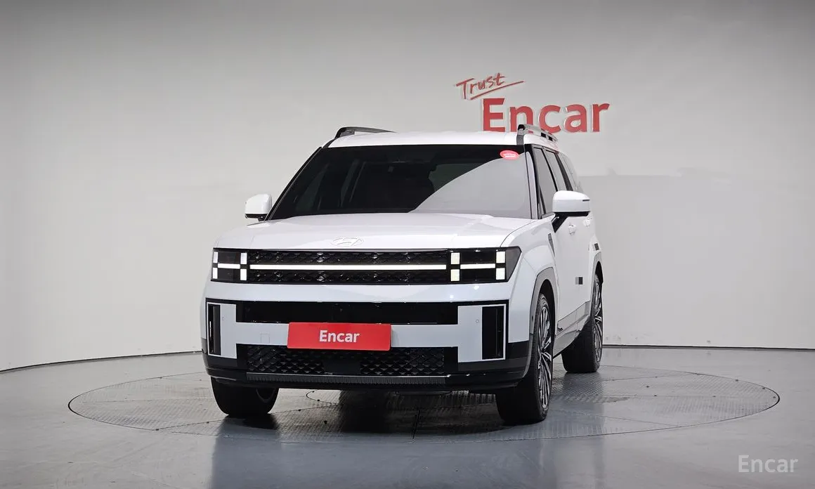 Фото 3 - Hyundai Santa Fe