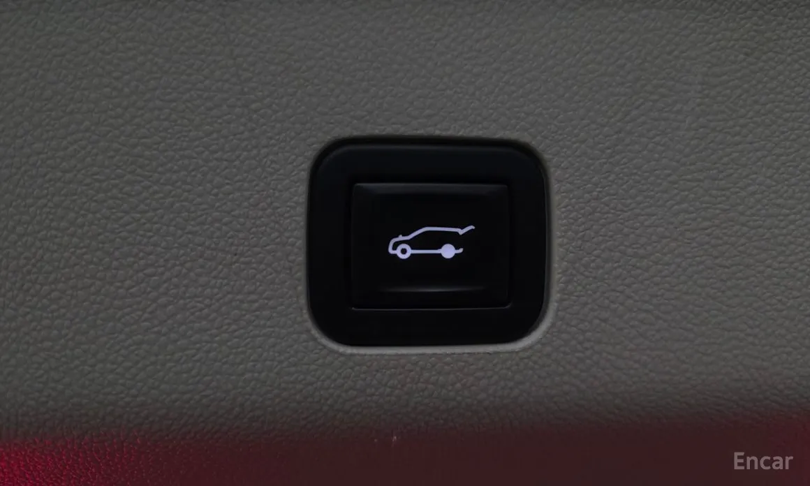 Фото 19 - Cadillac Escalade