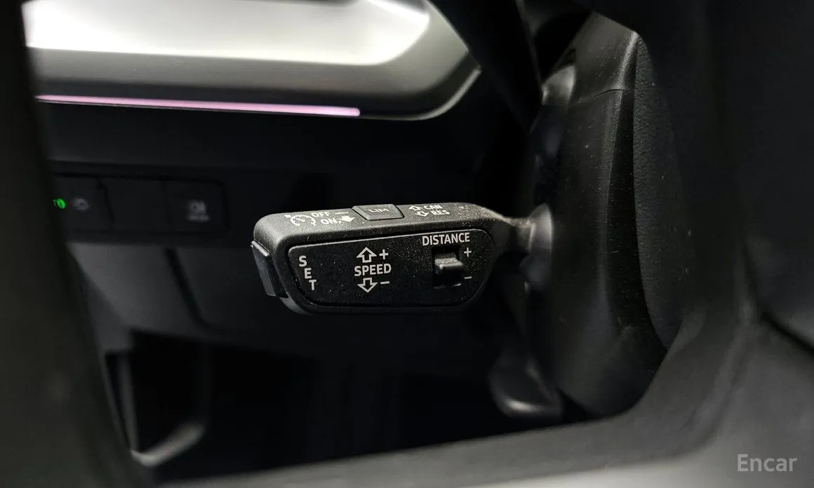 Фото 14 - Audi Q4 e-tron