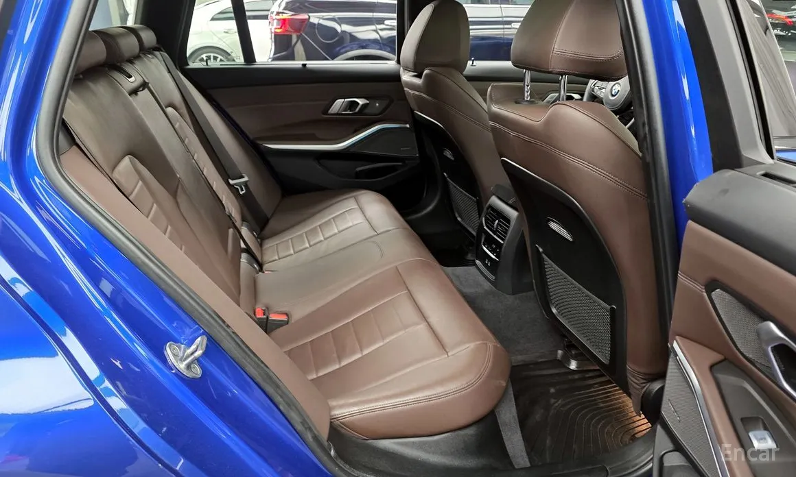 Фото 12 - BMW 3 Series