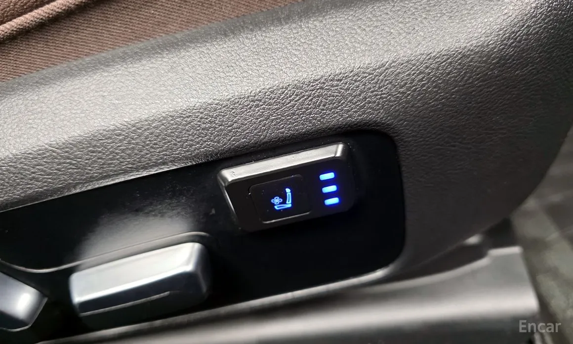 Фото 18 - BMW 3 Series