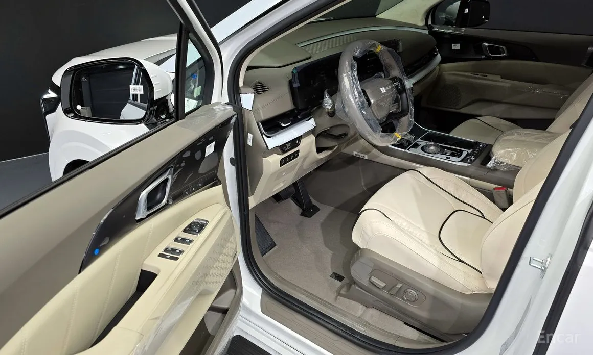 Фото 10 - Kia Carnival