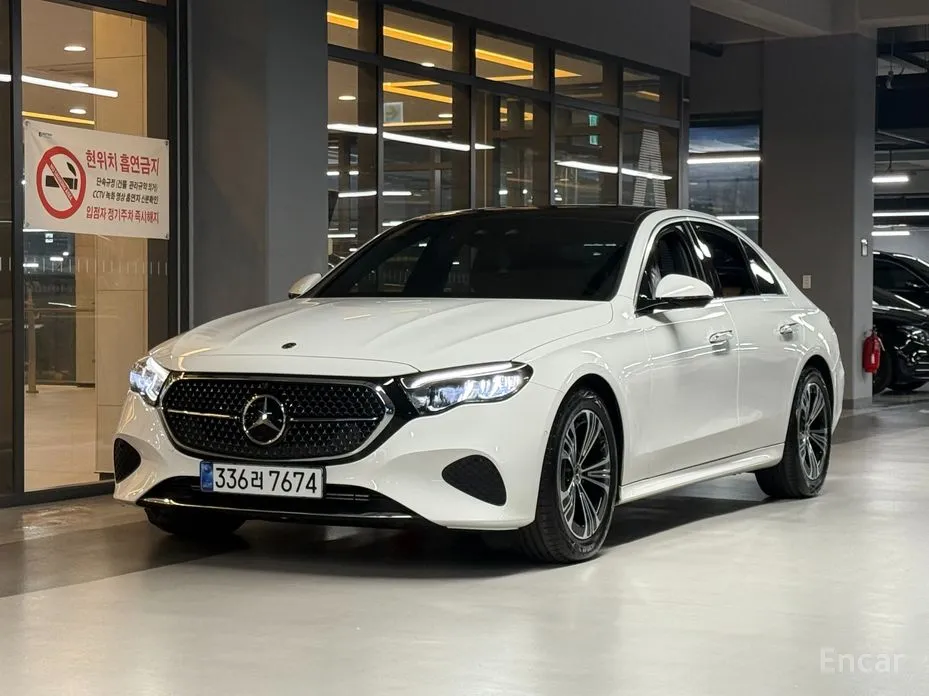 Фото 1 - Mercedes-Benz E-Class