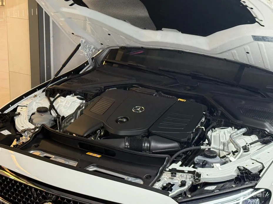 Фото 6 - Mercedes-Benz E-Class