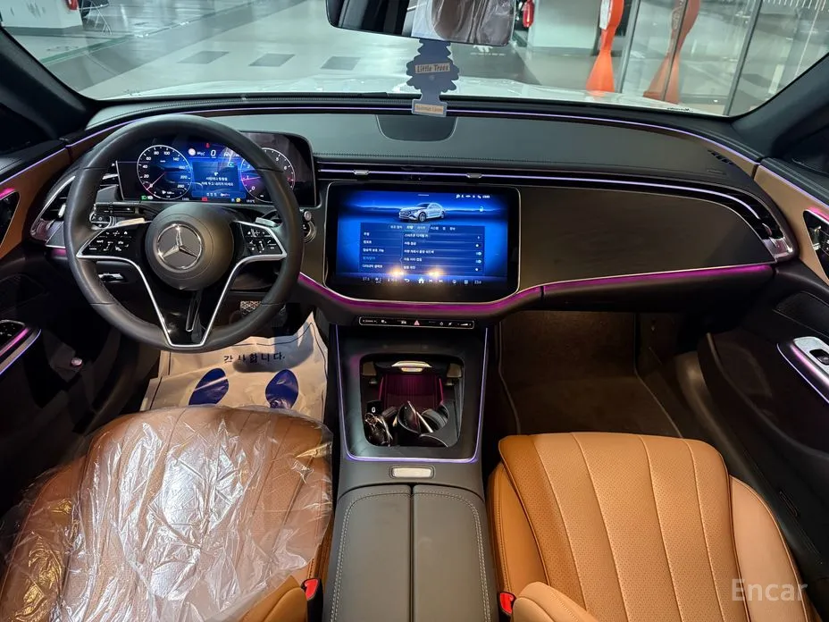 Фото 7 - Mercedes-Benz E-Class