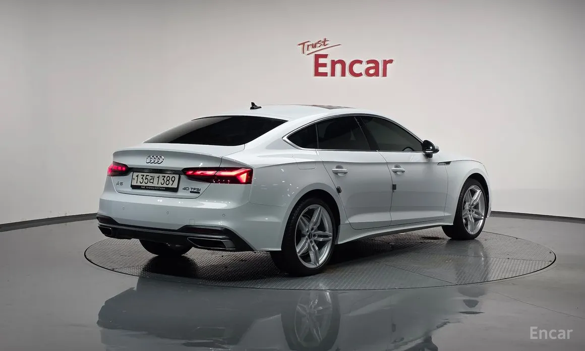 Фото 2 - Audi A5