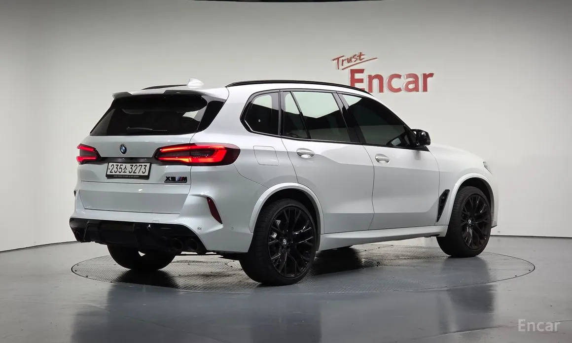 Фото 2 - BMW X5 M