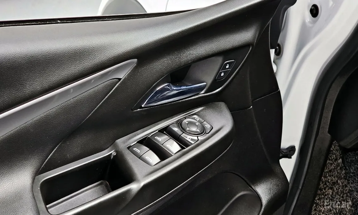 Фото 19 - Chevrolet Bolt EV