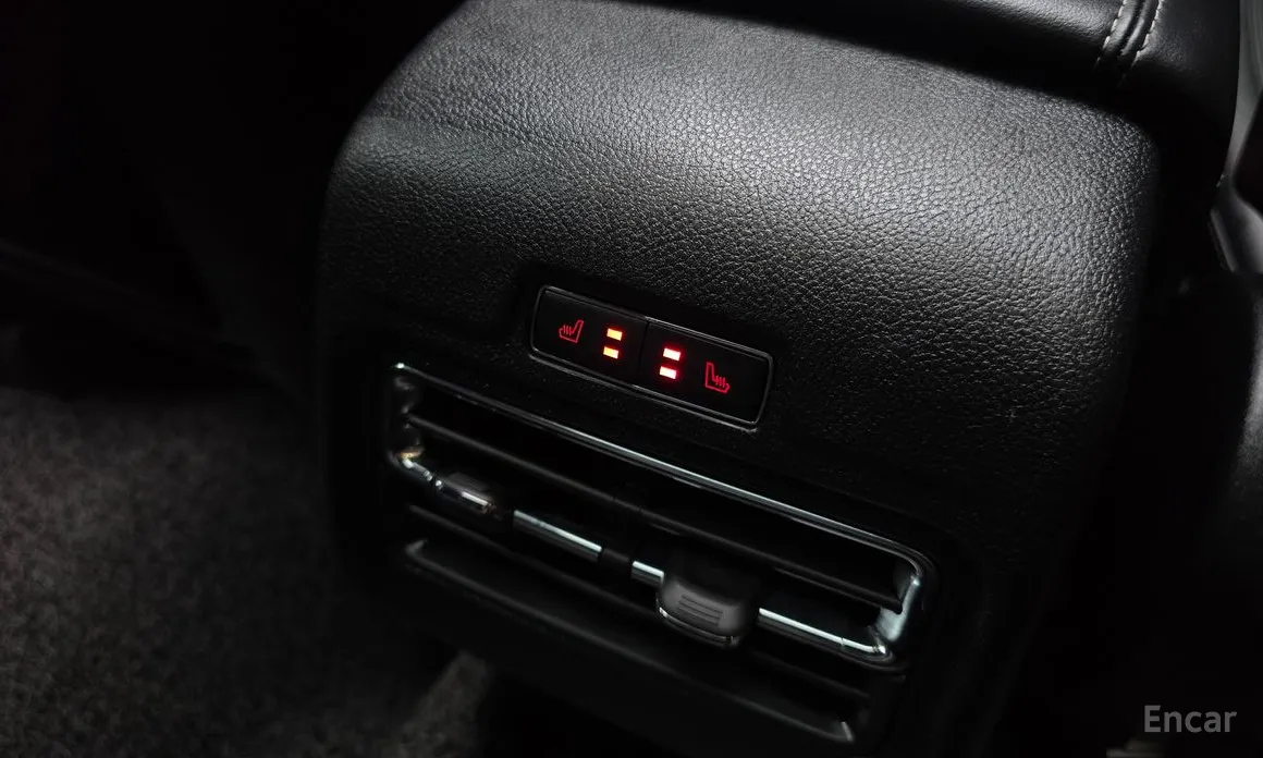 Фото 18 - Lincoln Corsair