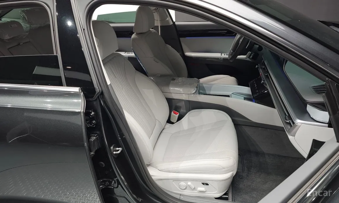 Фото 10 - Hyundai Grandeur