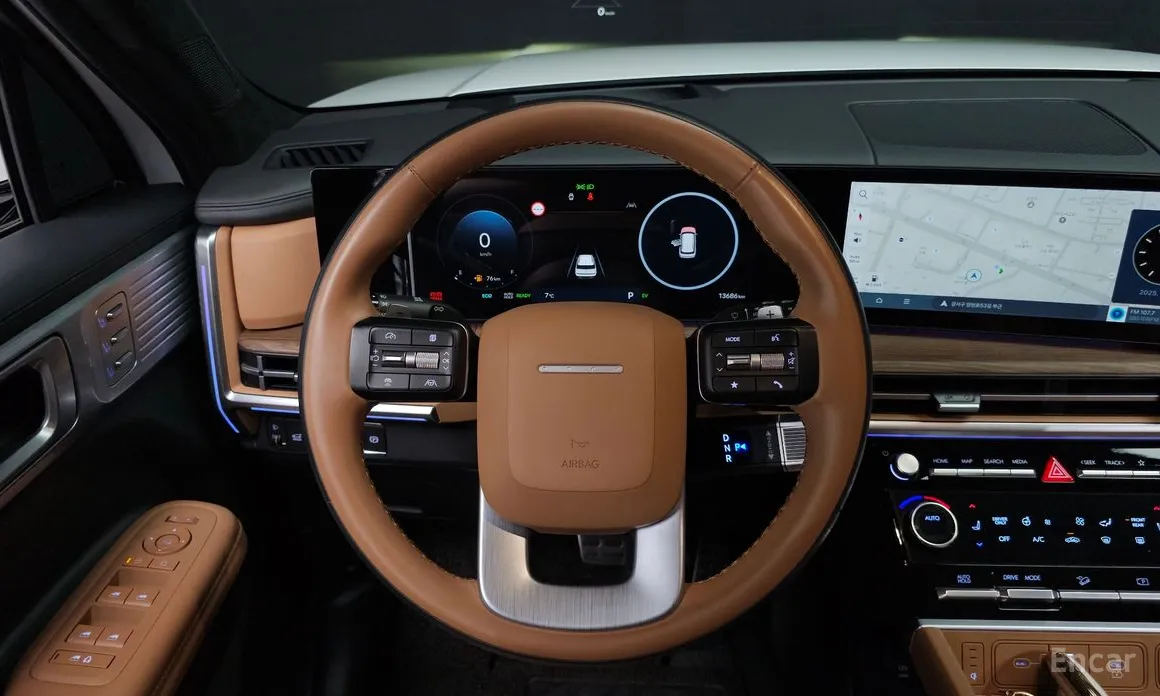 Фото 13 - Hyundai Santa Fe