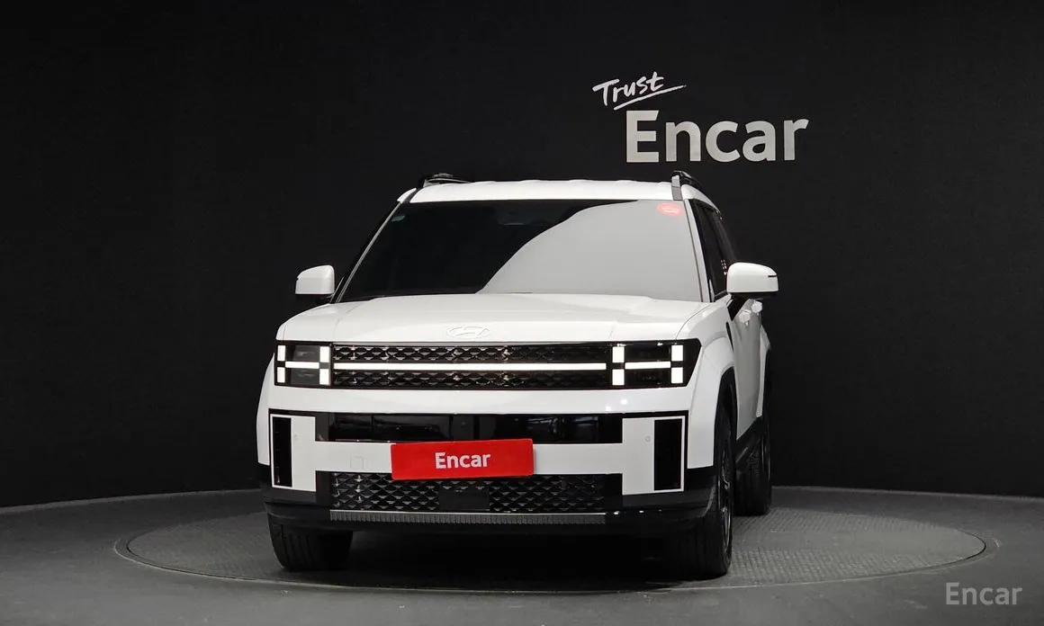 Фото 3 - Hyundai Santa Fe