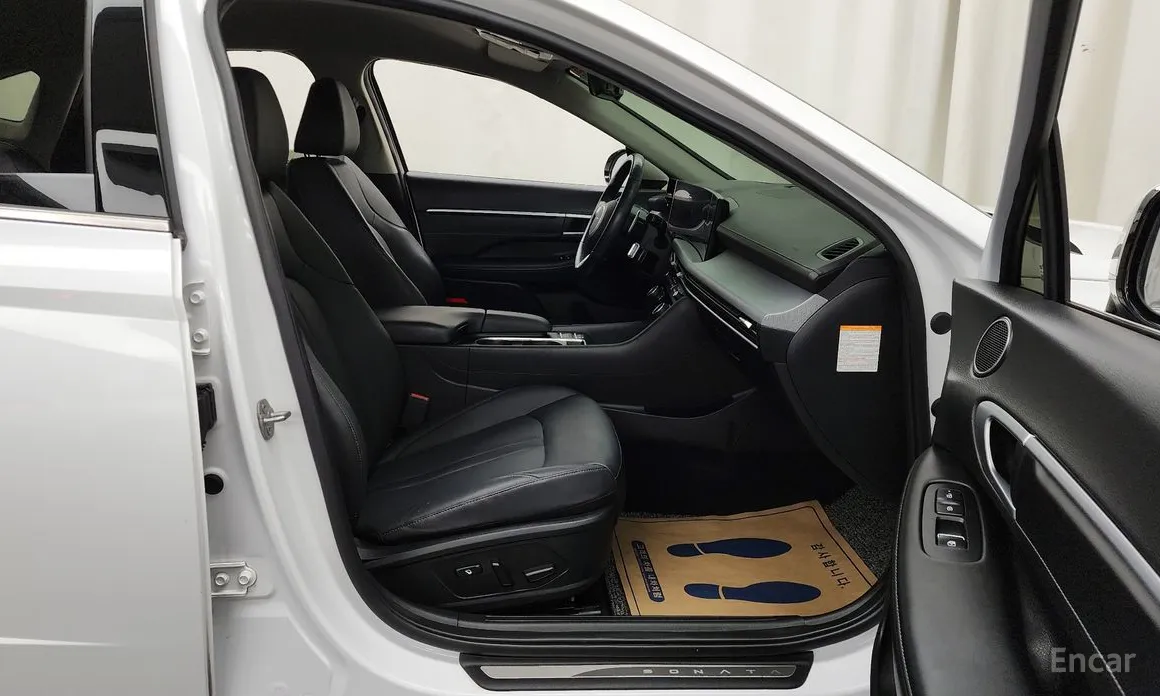 Фото 11 - Hyundai Sonata