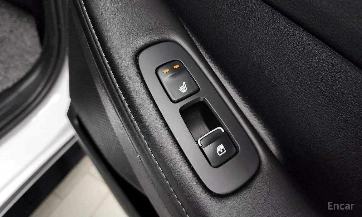 Фото 19 - Hyundai Sonata